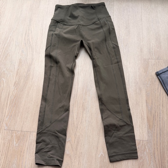 Lululemon pocket legging bundle - Picture 3 of 9